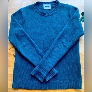 ACNE wool sweater. Size Medium